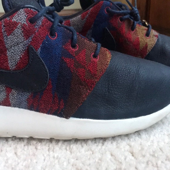 Custom Nike’s - Picture 4 of 5